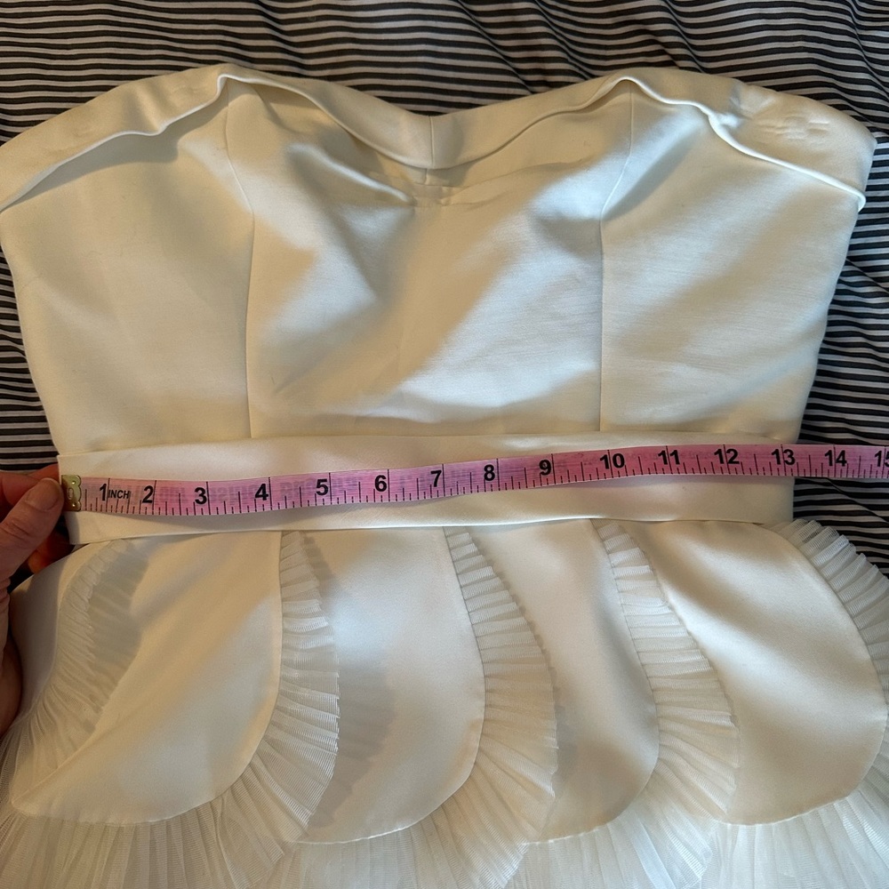 🤍🤍BCBG WHITE DRESS🤍🤍 - Picture 8 of 11